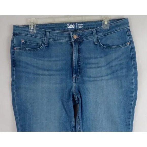 NWT Lee Straight Leg Regular Fit Distressed Whiskered Jeans Size 18P Inseam 25" - Picture 4 of 11